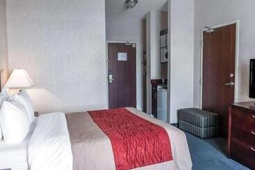 هتل Comfort Inn