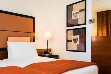 هتل Crowne Plaza Milan   Malpensa Airport, An Ihg