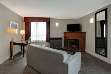 호텔 Days Inn & Suites By Wyndham Collingwood