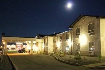 هتل Days Inn & Suites By Wyndham Thompson