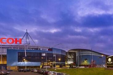 هتل Doubletree By Hilton Coventry Building Society Arena