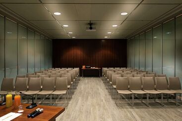 هتل Doubletree By Hilton Turin Lingotto