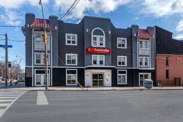 هتل Econolodge Downtown Toronto