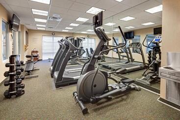هتل Fairfield Inn & Suites By Marriott Toronto Brampton