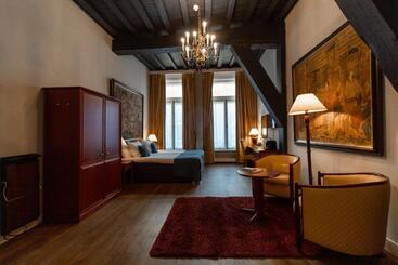 Grand Hotel En Résidence De Draak