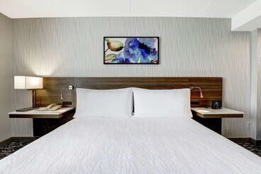 هتل Hilton Garden Inn Toronto/ajax