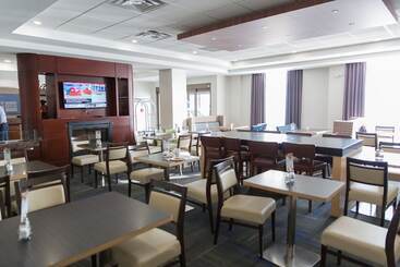 هتل Holiday Inn Express Brampton, An Ihg