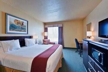 هتل Holiday Inn Express Dryden, An Ihg