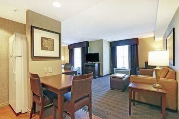 هتل Homewood Suites By Hilton Cambridge Waterloo Ontario