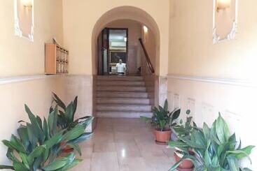 هتل Colosseo Rooms Imperial Rome