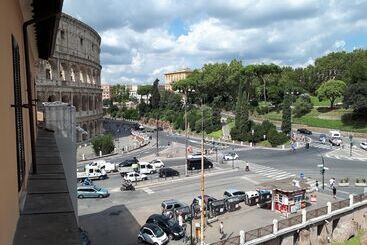 هتل Colosseo Rooms Imperial Rome