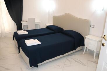 هتل Colosseo Rooms Imperial Rome