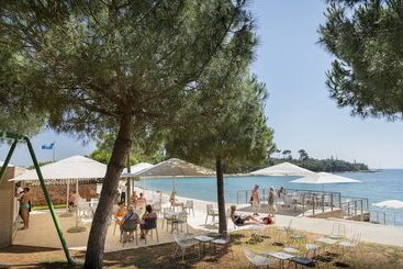 호텔 Island  Istra
