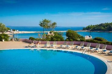 호텔 Island  Istra