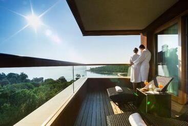 호텔 Island  Istra