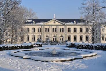 Hotel Kasteel Bloemendal