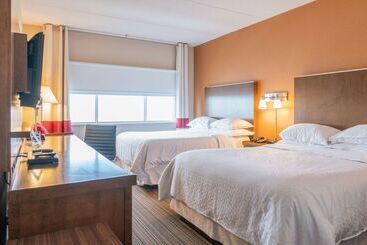 هتل Lakeview Signature, Trademark Collection By Wyndham