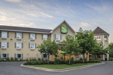 هتل Quality Inn Airport