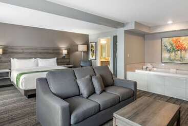 هتل Quality Inn & Suites Amsterdam