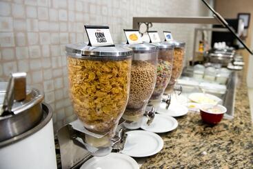 هتل Residence Inn By Marriott Toronto Vaughan