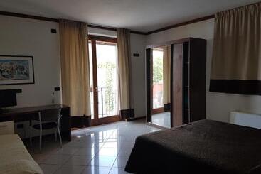 هتل & Residence La Sibilla Cusiana