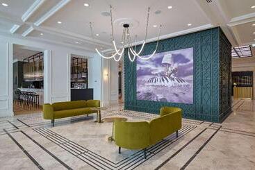 هتل Saski Krakow, Curio Collection By Hilton