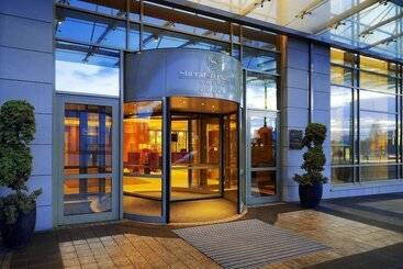هتل Sheraton Poznan