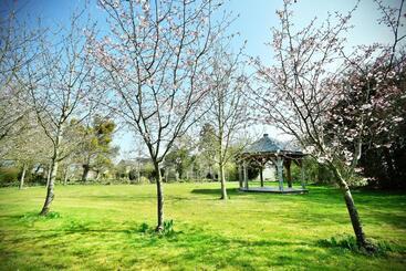 בית מלון כפרי Stanton Manor