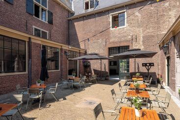 هتل Stayokay Hostel Heemskerk