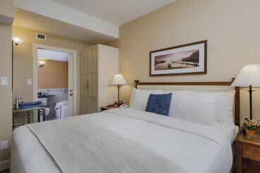 فندق Summerland Waterfront Resort & Spa