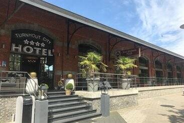 هتل Turnhout City