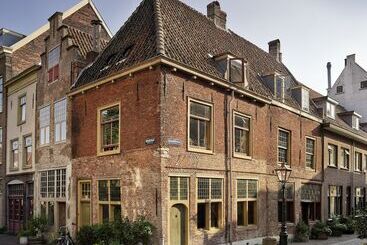 Van Der Valk Hotel Leiden
