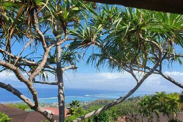 Jolie Maison Vue Ocean Et Moorea - Puna'auia