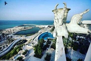 Dariush Grand Hotel