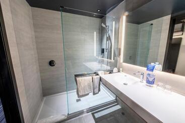 Grand Times Hotel – Aeroport De Quebec