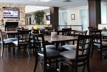 בית מלון כפרי Admiral Inn Mississauga