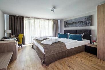 Art Hotel Aachen