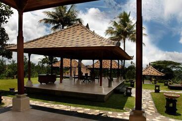 هتل Bagus Jati Health & Wellbeing Retreat