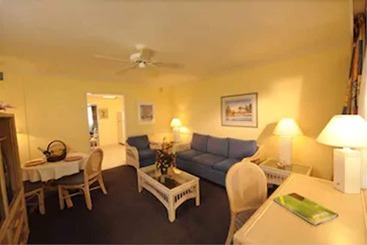 هتل Bay View Suites Paradise Island