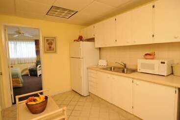 هتل Bay View Suites Paradise Island