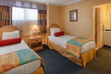 هتل Bay View Suites Paradise Island