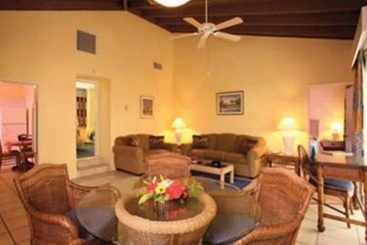 هتل Bay View Suites Paradise Island