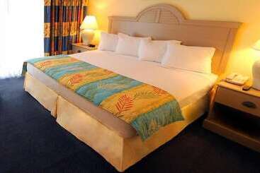 هتل Bay View Suites Paradise Island