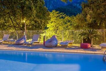 هتل Capo D Orto Porto Corse