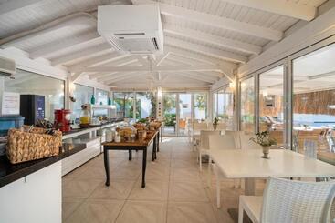 Costa Sariyaz Hotel Bodrum