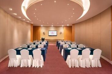 Отель Crowne Plaza Shenzhen Futian, Near To Shenzhen Convention&exhibition Centre, Shenzhen Stock Exchange