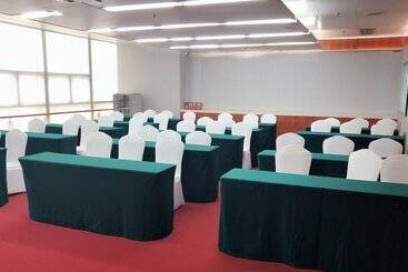 Отель Crowne Plaza Shenzhen Futian, Near To Shenzhen Convention&exhibition Centre, Shenzhen Stock Exchange