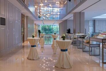 Отель Crowne Plaza Shenzhen Futian, Near To Shenzhen Convention&exhibition Centre, Shenzhen Stock Exchange