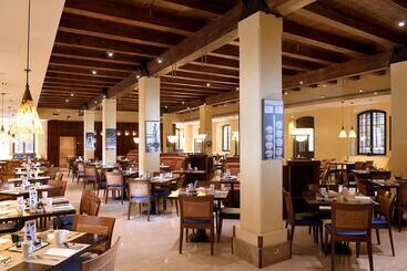 هتل Hilton Molino Stucky Venice