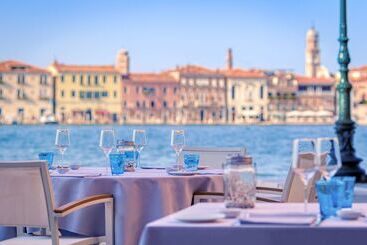 هتل Hilton Molino Stucky Venice